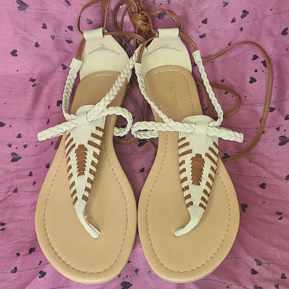 🔥NWTO🔥 Boho style Maurices sandals 👡 size 9